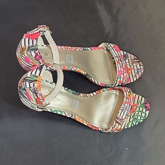 WORTHINGTON MULTI-COLOR BECKWITH FLORAL  ADJUSTABLE BUCKLE ANKLE STRAP SANDAL - Picture 4 of 14